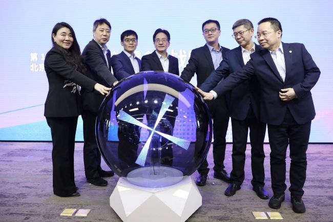 成人av中文字幕在线观看